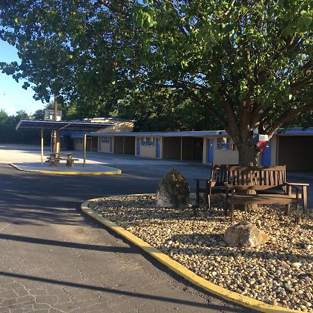 Royal Inn Early Luaran gambar