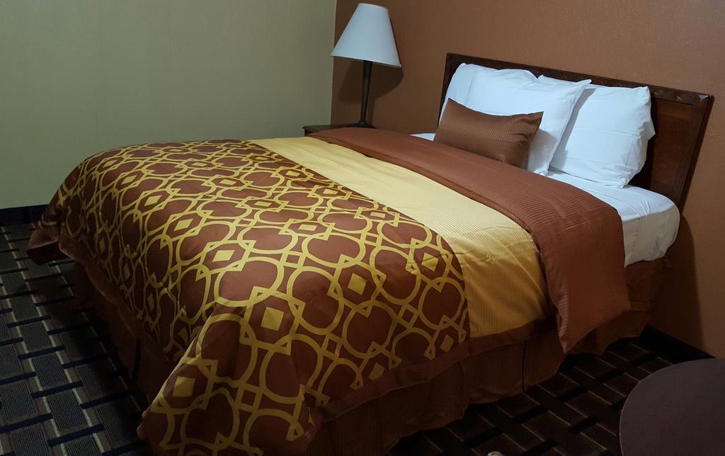 Royal Inn Early Luaran gambar