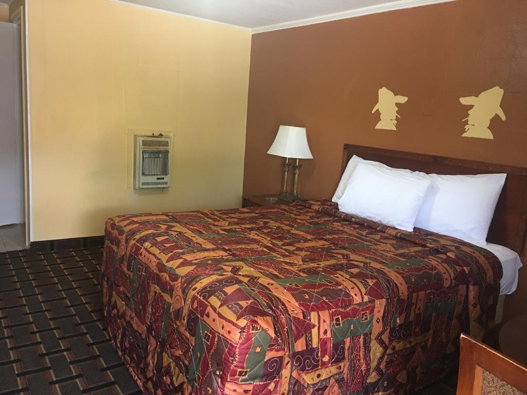Royal Inn Early Luaran gambar