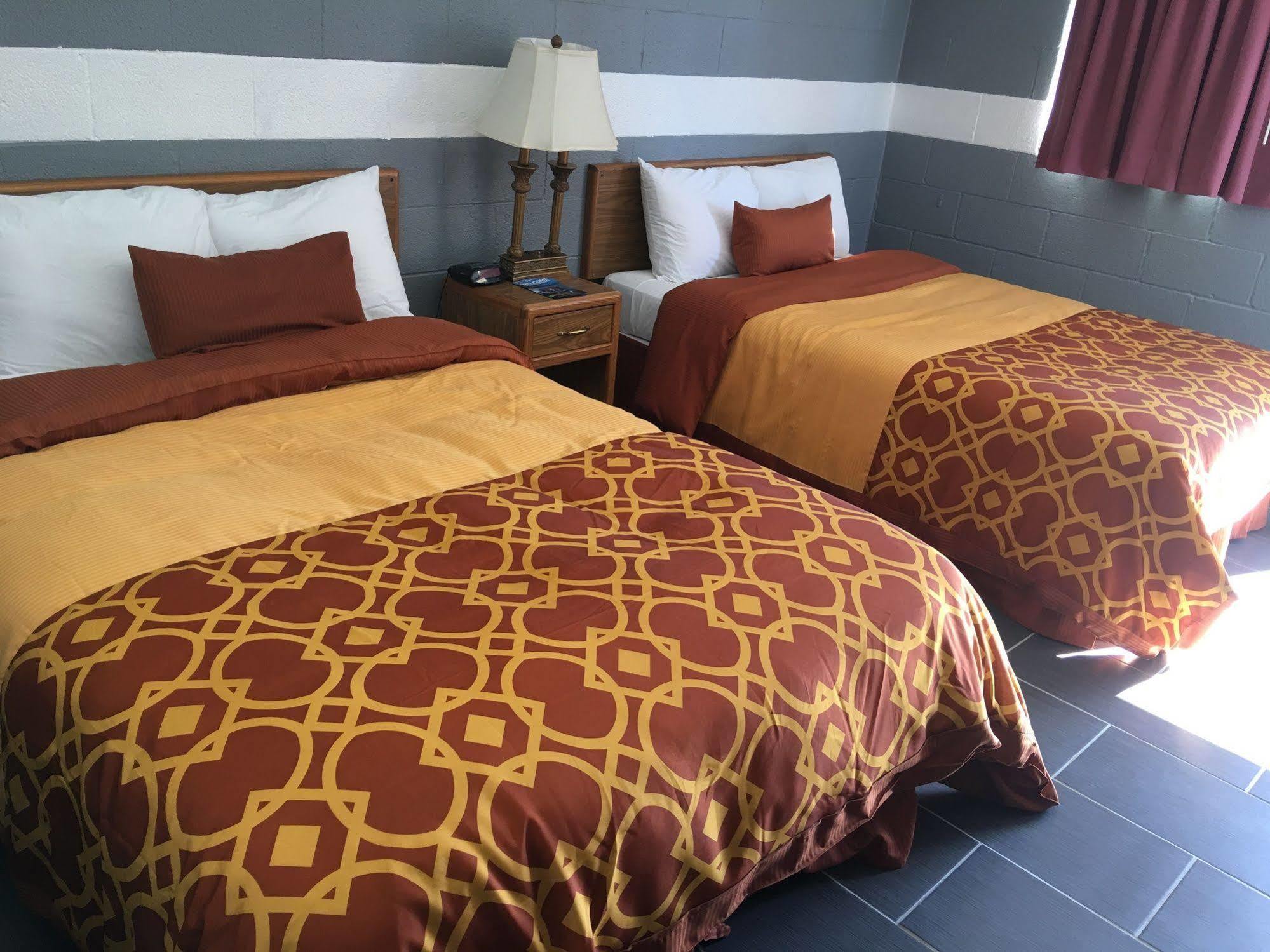 Royal Inn Early Luaran gambar